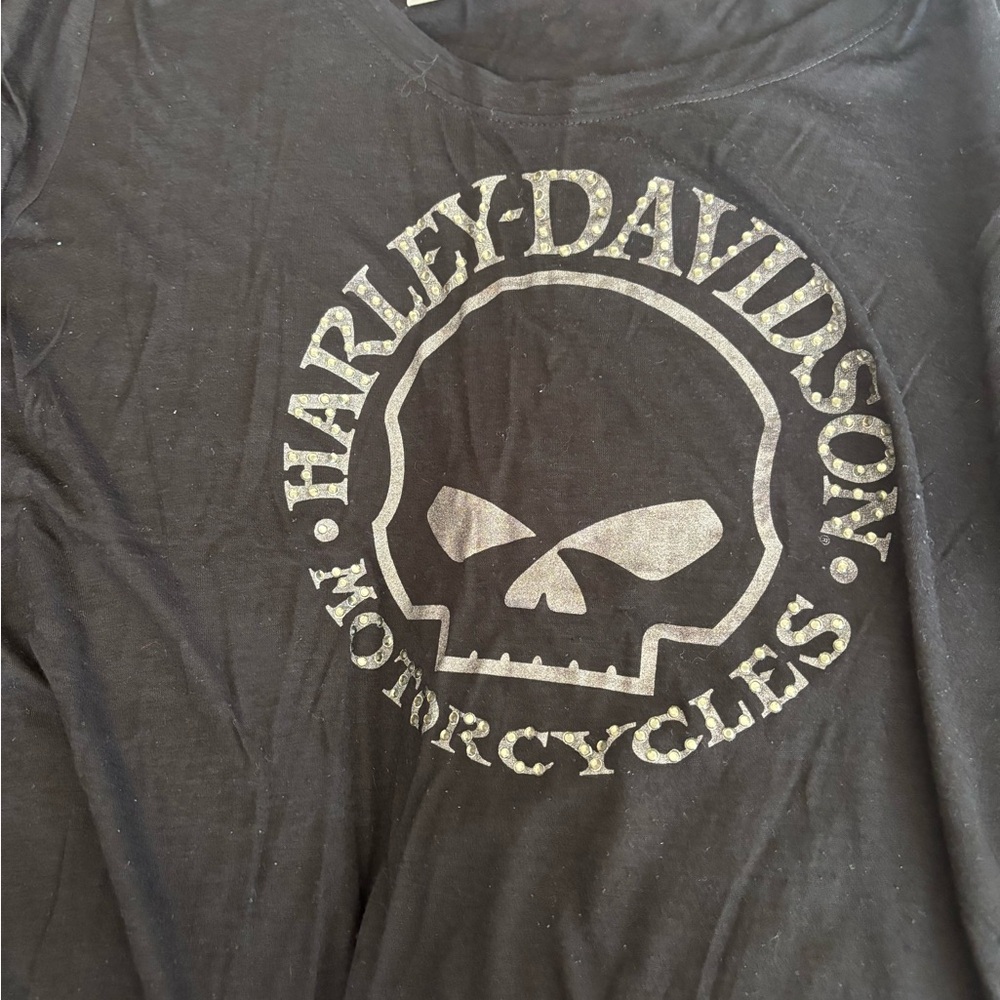 Women’s Harley-Davidson Black Skull Tee